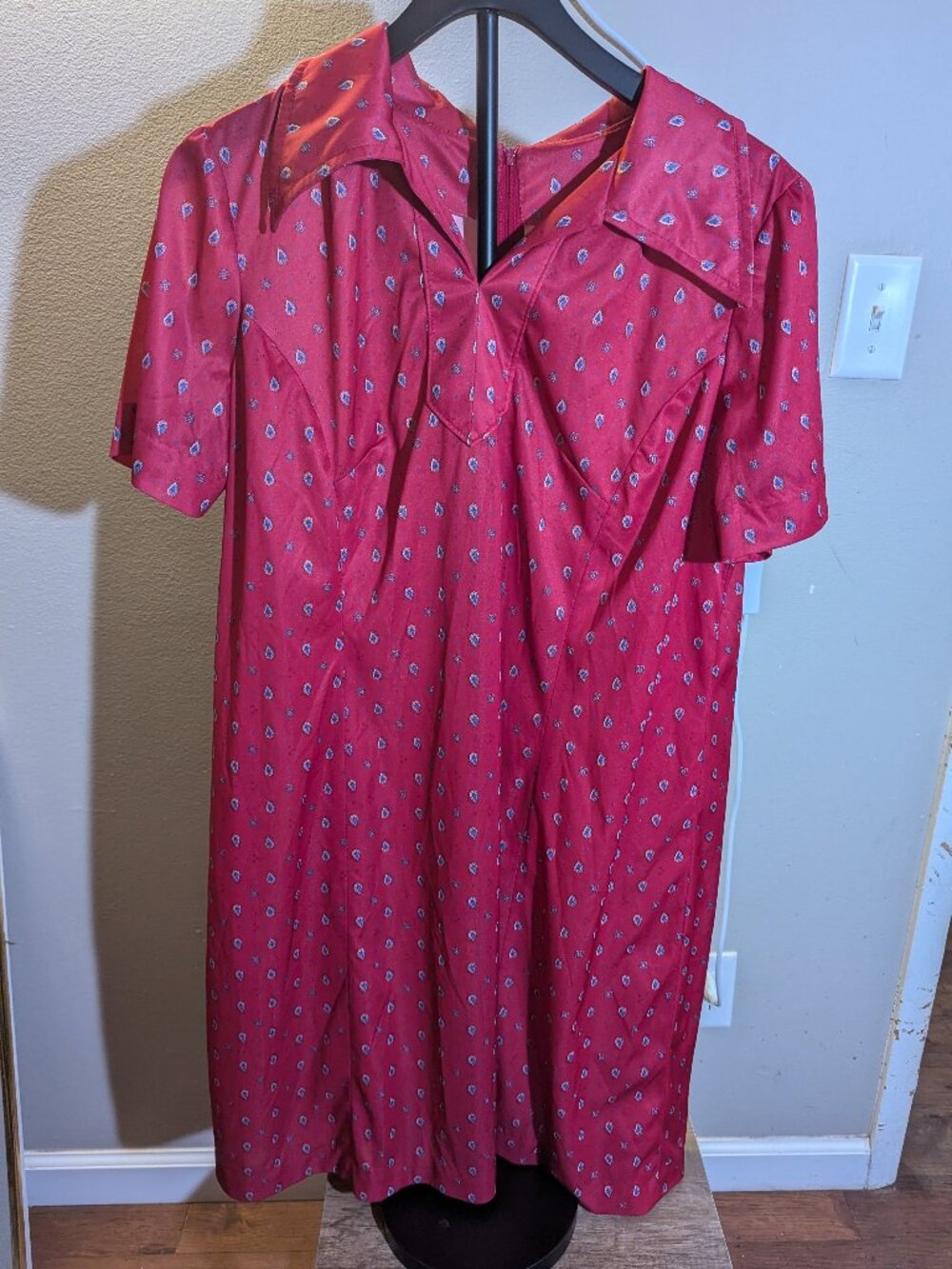 Vintage Handmade Red & Blue Pattern Collared V Neck Short Sleeve Dress